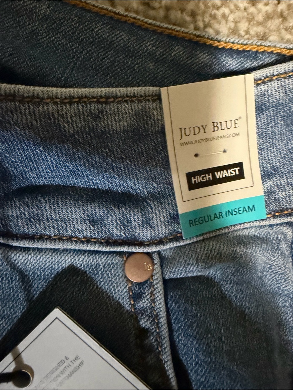 Judy Blue Light Wash Wide-Leg Jeans -plus size 22 - Picture 4 of 7